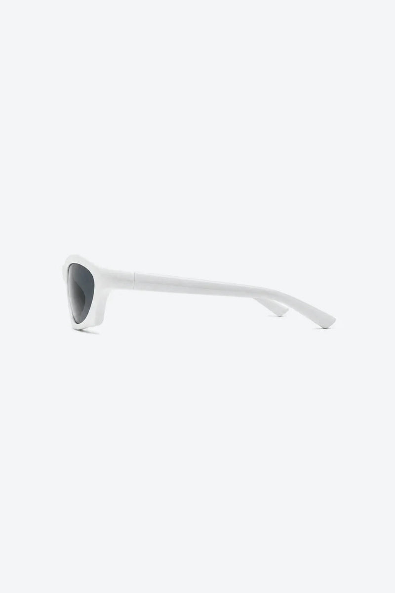 RELIC - WHITE / BLACK