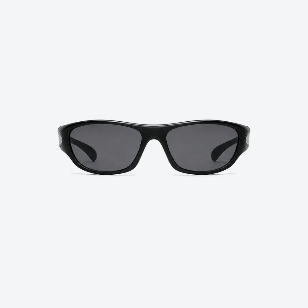 VYSER black rectangular sunglasses with dark gray lenses, sleek streetwear style for urban looks.