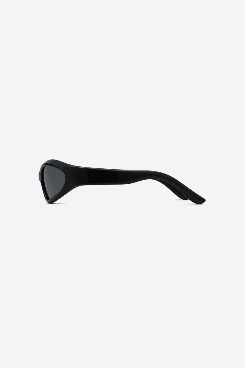 RIOT - BLACK / BLACK