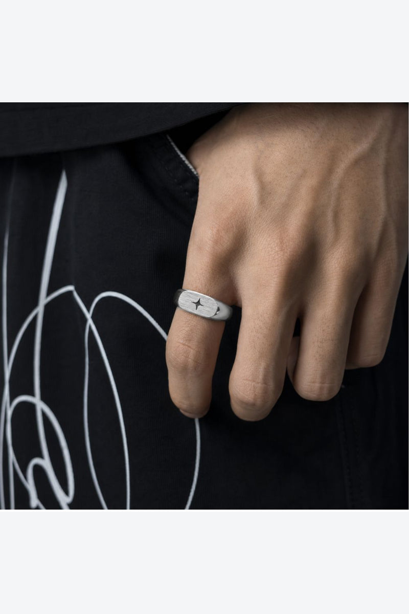 Signet Star Ring - Silver