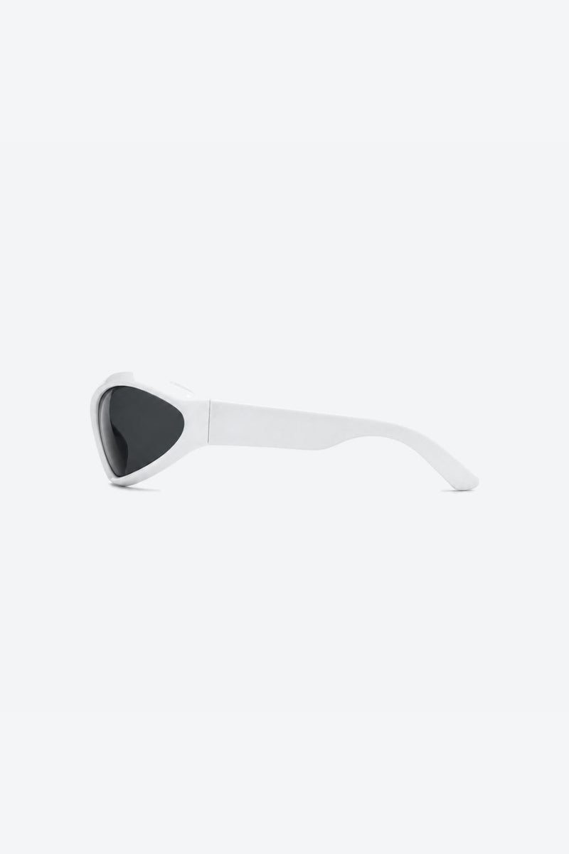 RIOT - WHITE / BLACK