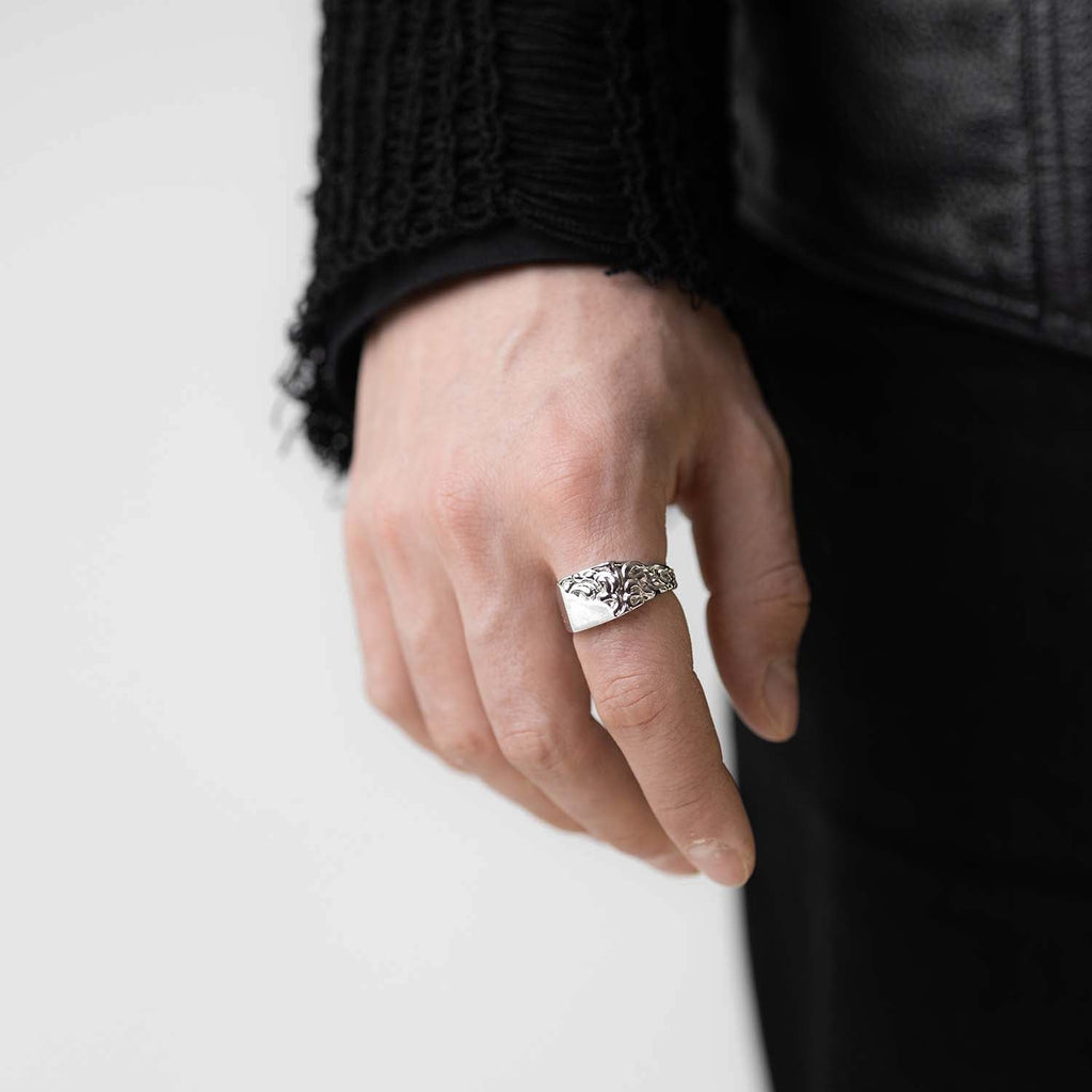 Bipolar Ring