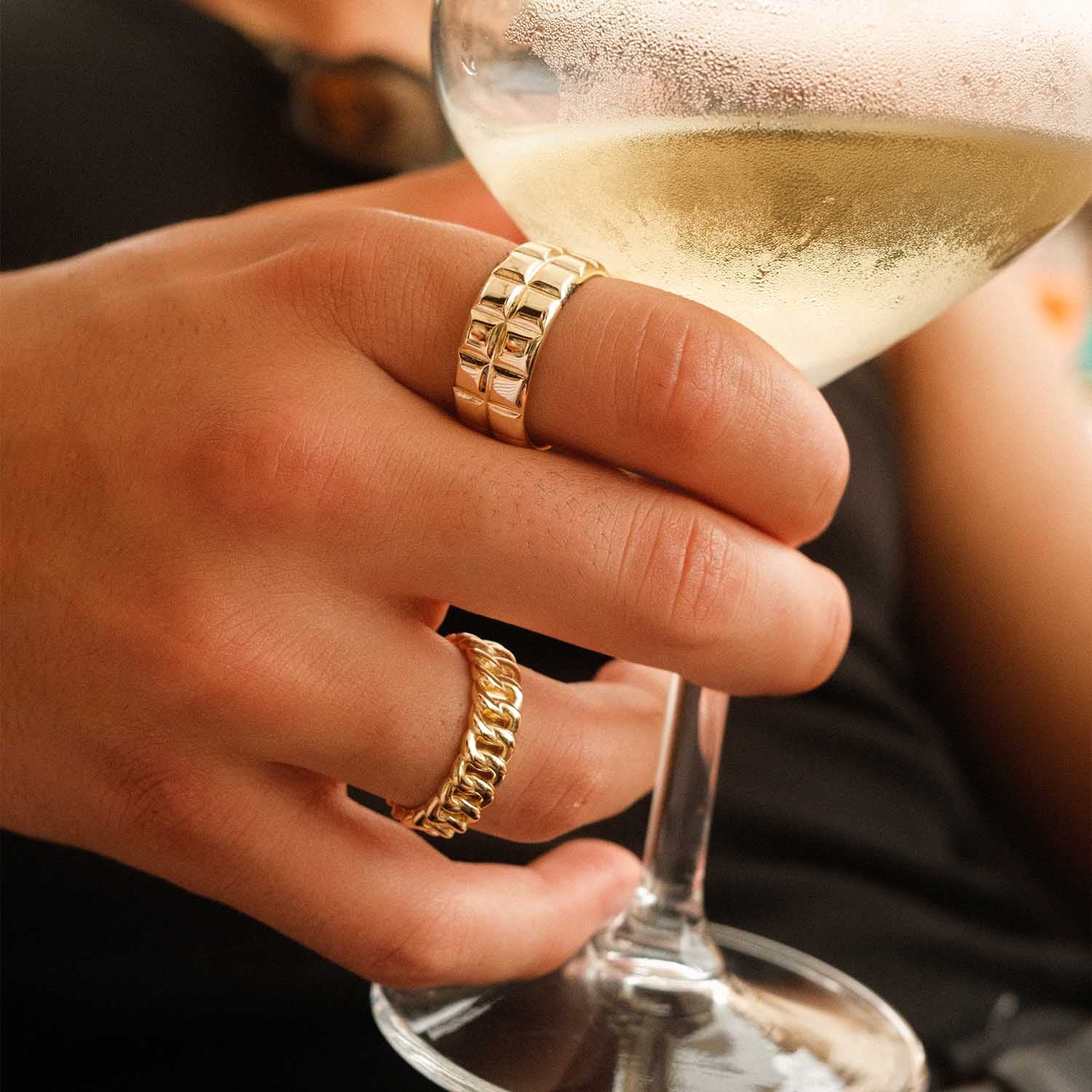 Thirtytwo Ring