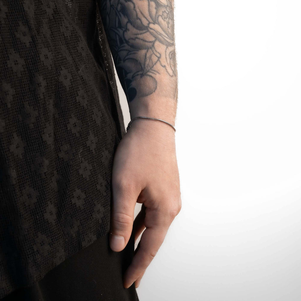 Cael Armband